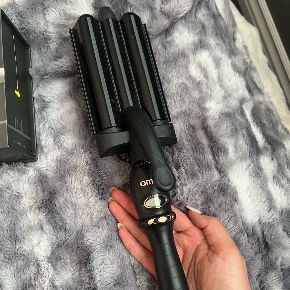 Amika hair waver. Only used a couple times. Works perfect.